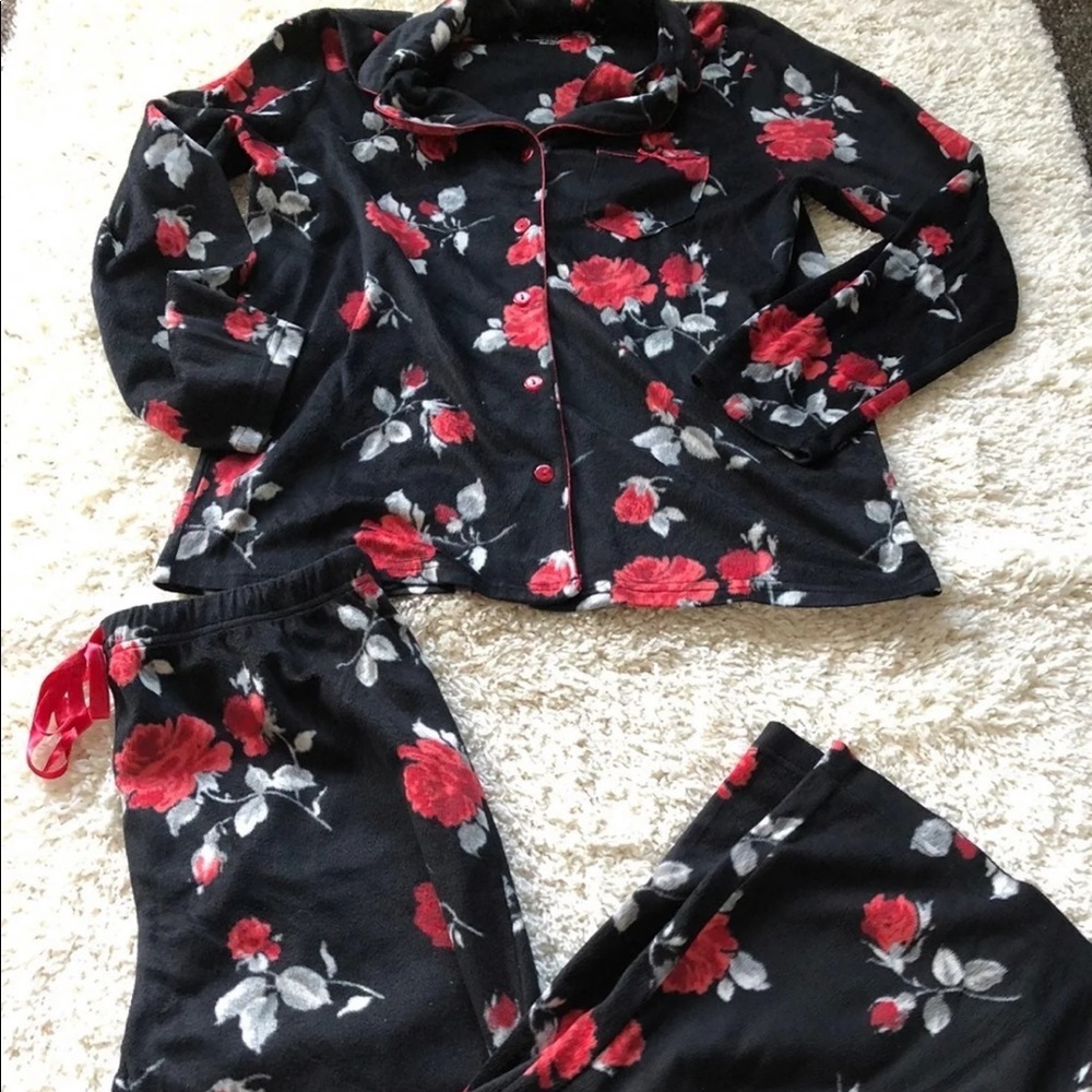 Croft & Barrow Pajamas Women’s Intimates M Petite Floral Button Down DrawString‎